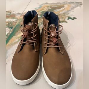 Boys Nautica Boots size 5